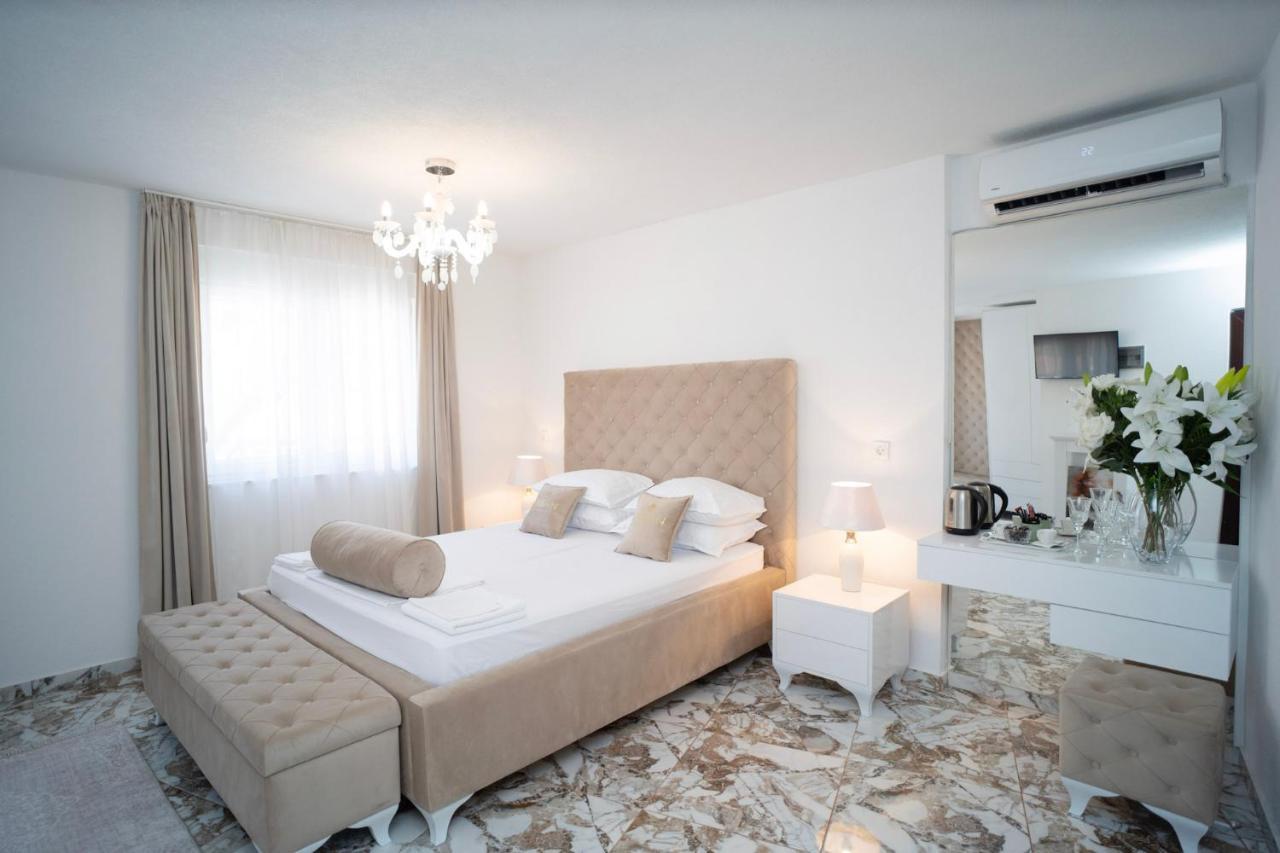 Urban Suites & Apartments モスタル エクステリア 写真